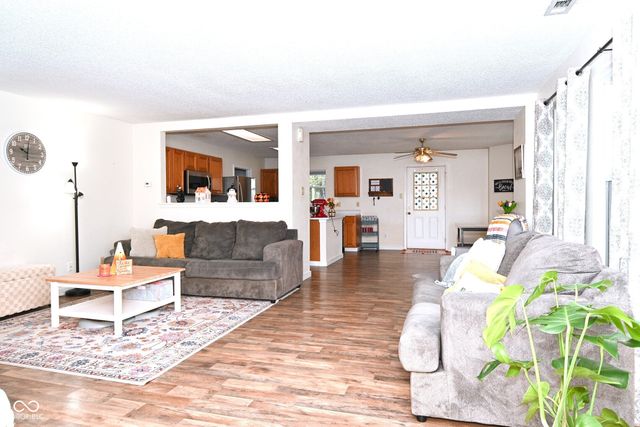 2059 Meadowlark Lane, Brownsburg, IN 46112