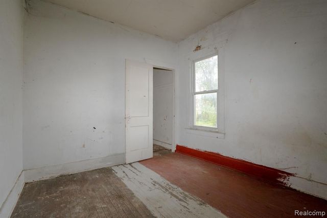 7169 Holmes Street, Detroit, MI 48210