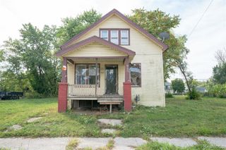7169 Holmes Street, Detroit, MI 48210