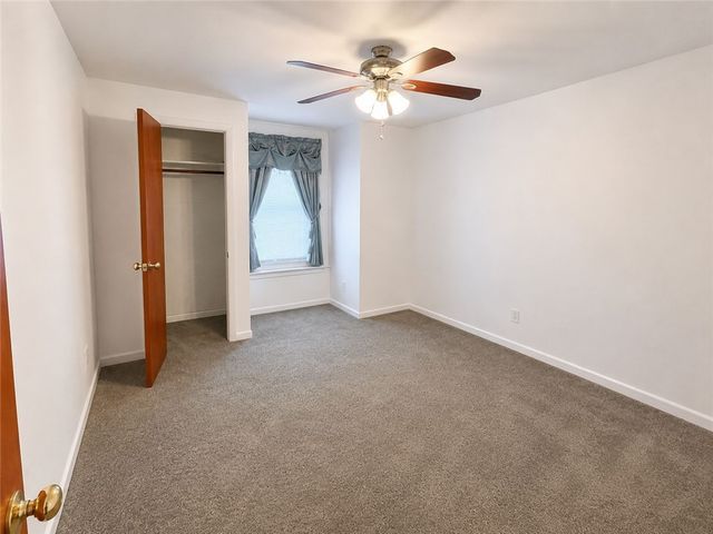16 Sandra Drive, North Kingstown, RI 02852