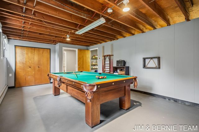 18019 Mohawk Drive, Spring Lake, MI 49456