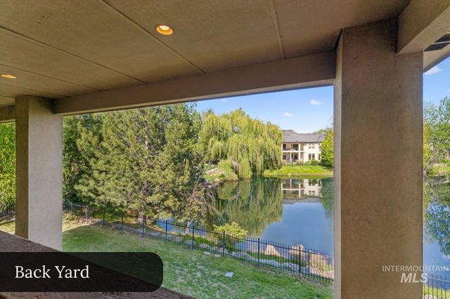 1674 S Water Leaf Ave, Eagle, ID 83616