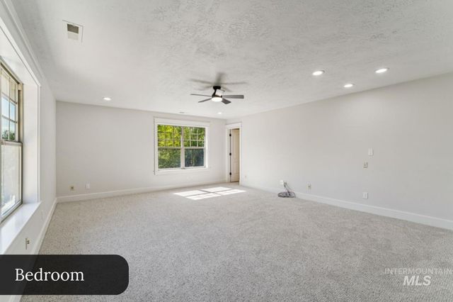 1674 S Water Leaf Ave, Eagle, ID 83616