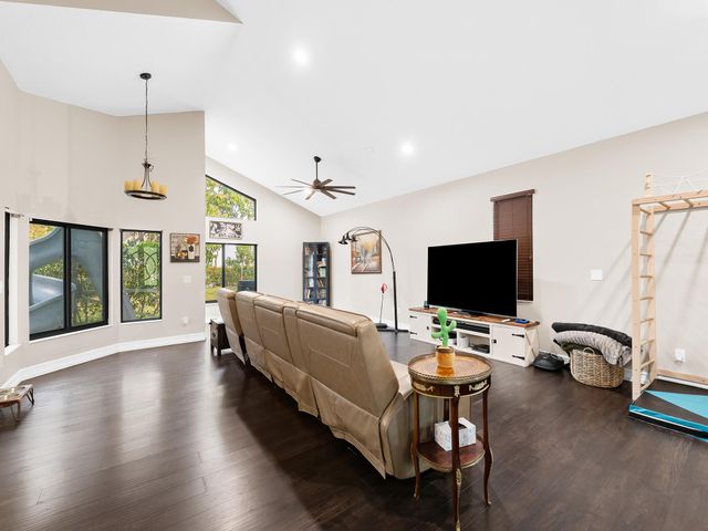 4777 Chardonnay Drive, Coral Springs, FL 33067