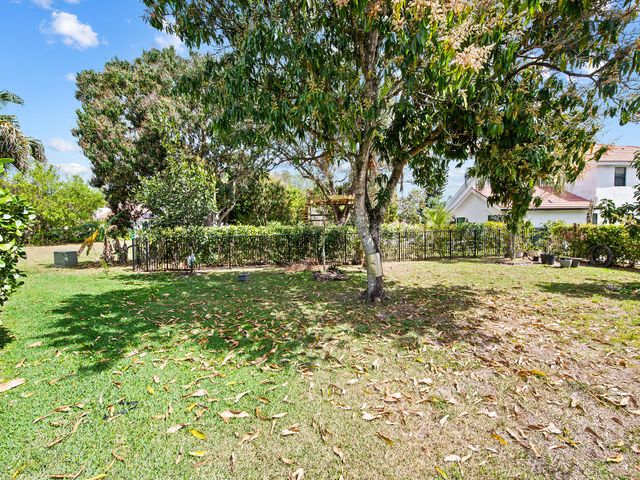 4777 Chardonnay Drive, Coral Springs, FL 33067