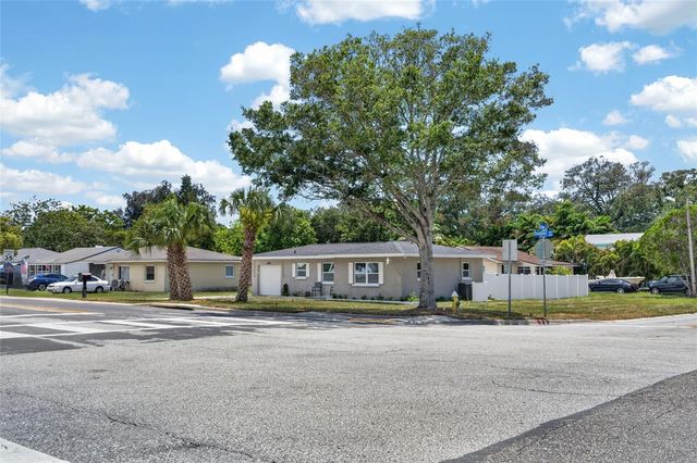 2080 DOUGLAS AVENUE, Clearwater, FL 33755