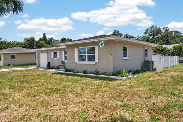 2080 DOUGLAS AVENUE, Clearwater, FL 33755