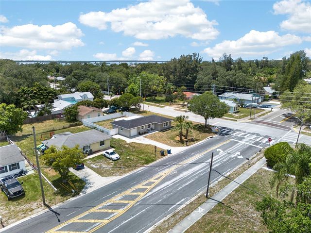 2080 DOUGLAS AVENUE, Clearwater, FL 33755