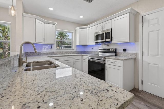 2080 DOUGLAS AVENUE, Clearwater, FL 33755