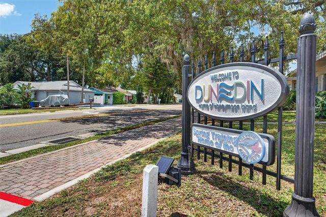 2080 DOUGLAS AVENUE, Clearwater, FL 33755