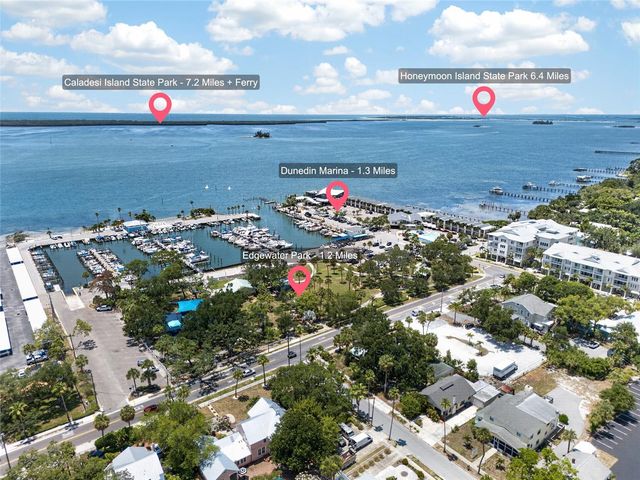 2080 DOUGLAS AVENUE, Clearwater, FL 33755