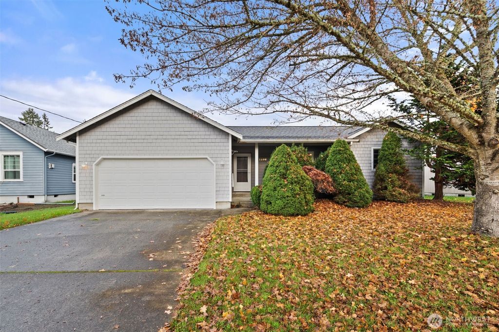 1256 Park Avenue E, Tenino, WA 98589