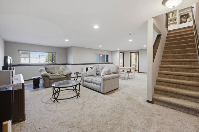 609 N Jaax, Wichita, KS 67235