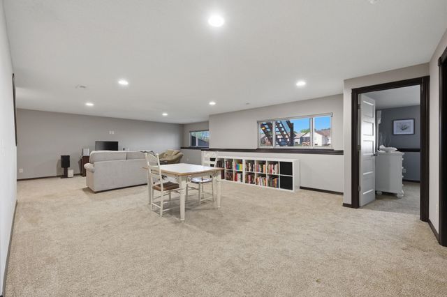 609 N Jaax, Wichita, KS 67235