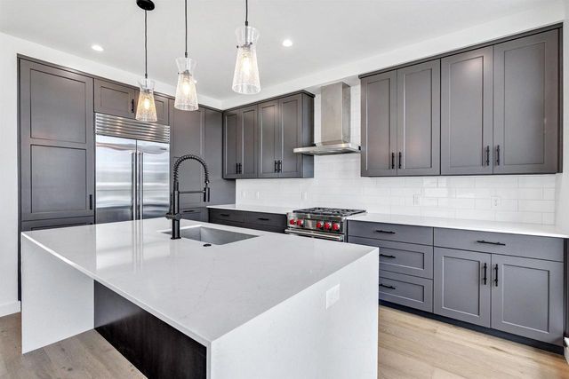 1144 BROOKWOOD DRIVE, Green Bay, WI 54304