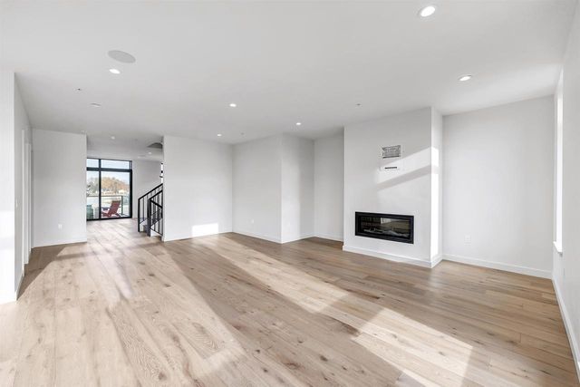 1144 BROOKWOOD DRIVE, Green Bay, WI 54304