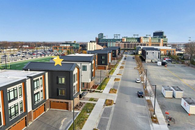 1144 BROOKWOOD DRIVE, Green Bay, WI 54304