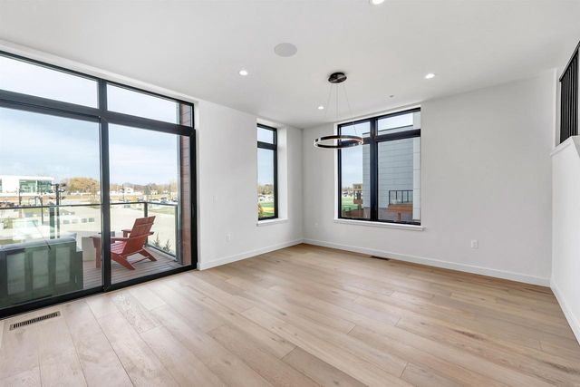 1144 BROOKWOOD DRIVE, Green Bay, WI 54304