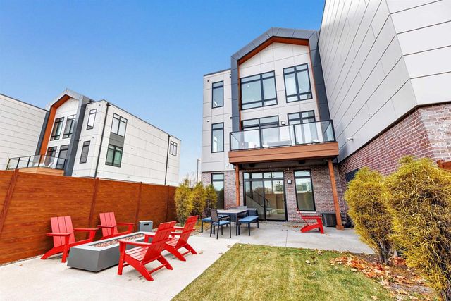 1144 BROOKWOOD DRIVE, Green Bay, WI 54304