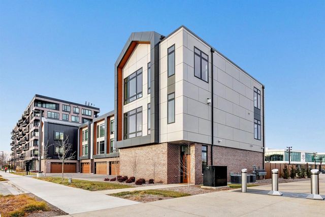 1144 BROOKWOOD DRIVE, Green Bay, WI 54304