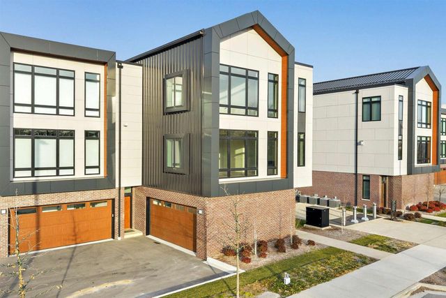 1144 BROOKWOOD DRIVE, Green Bay, WI 54304