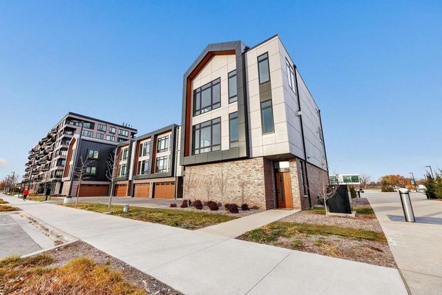 1144 BROOKWOOD DRIVE, Green Bay, WI 54304