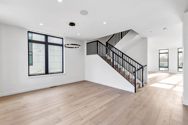 1144 BROOKWOOD DRIVE, Green Bay, WI 54304