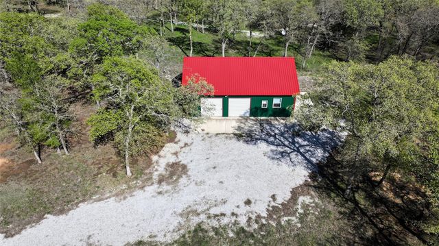 246 Silver Lakes Drive, Sunset, TX 76270