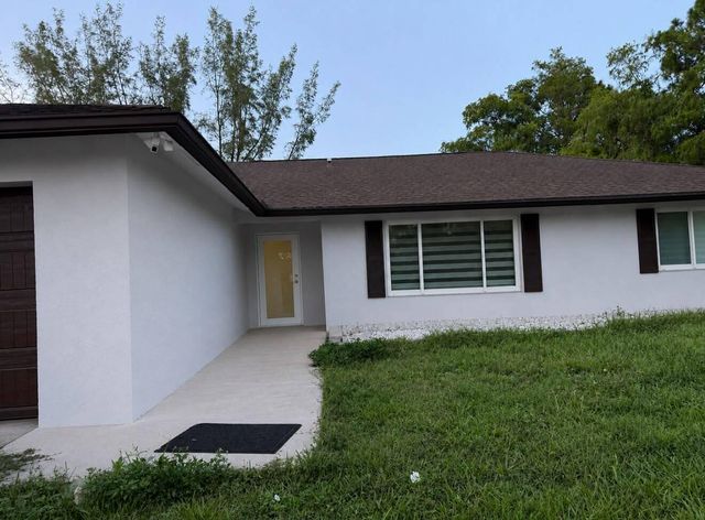 17995 31ST Road N, Loxahatchee, FL 33470
