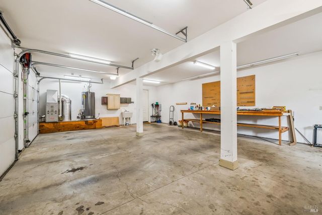 16611 Pearl Ranch Rd, Fort Bragg, CA 95437