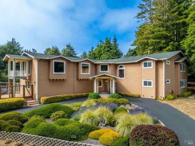 16611 Pearl Ranch Rd, Fort Bragg, CA 95437