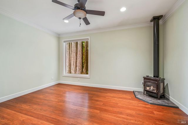 16611 Pearl Ranch Rd, Fort Bragg, CA 95437