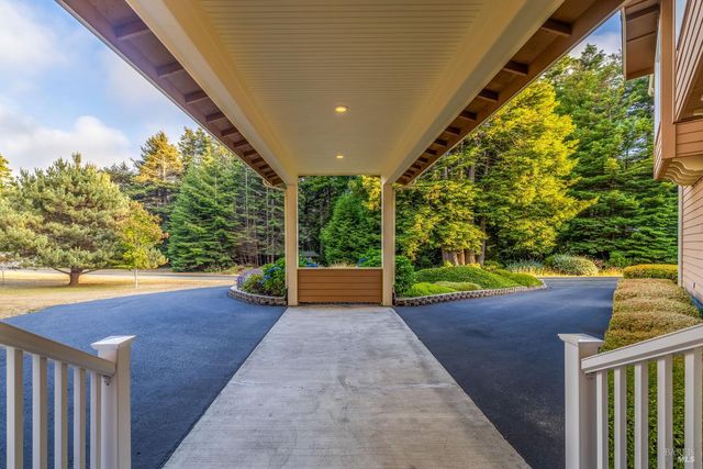 16611 Pearl Ranch Rd, Fort Bragg, CA 95437