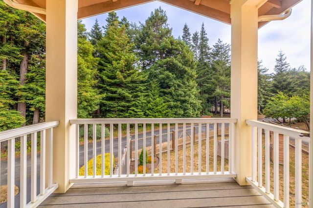 16611 Pearl Ranch Rd, Fort Bragg, CA 95437