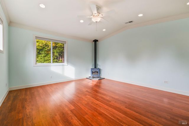 16611 Pearl Ranch Rd, Fort Bragg, CA 95437