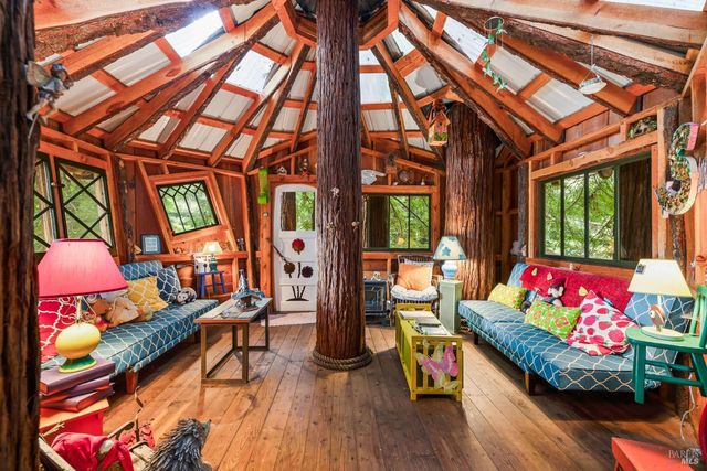 16611 Pearl Ranch Rd, Fort Bragg, CA 95437