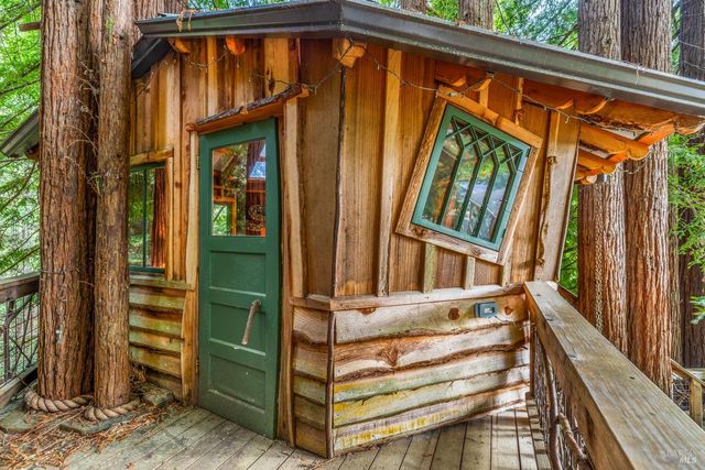 16611 Pearl Ranch Rd, Fort Bragg, CA 95437