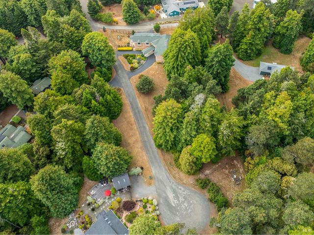 16611 Pearl Ranch Rd, Fort Bragg, CA 95437