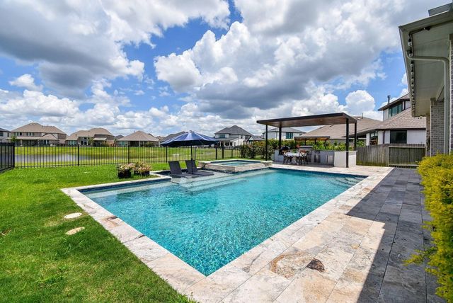 24902 Pavonia Lake Lane, Tomball, TX 77375