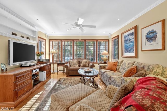 1134 Kipling Rd, Elizabeth City, NJ 07208