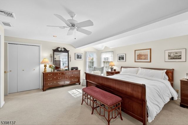 1134 Kipling Rd, Elizabeth City, NJ 07208