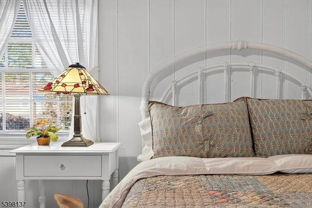 1134 Kipling Rd, Elizabeth City, NJ 07208