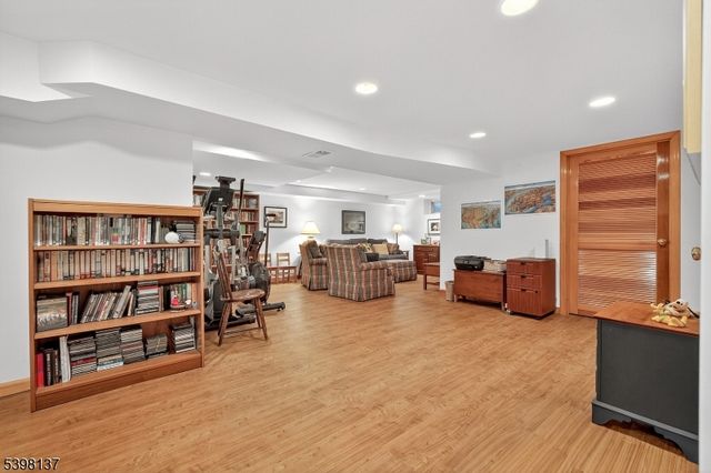 1134 Kipling Rd, Elizabeth City, NJ 07208