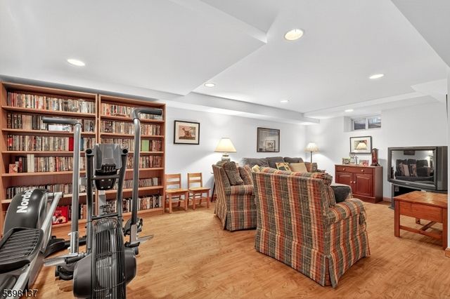 1134 Kipling Rd, Elizabeth City, NJ 07208