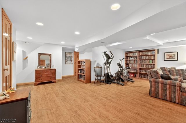 1134 Kipling Rd, Elizabeth City, NJ 07208