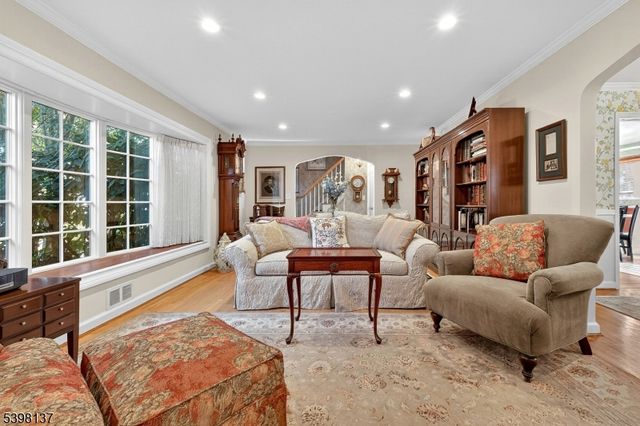 1134 Kipling Rd, Elizabeth City, NJ 07208