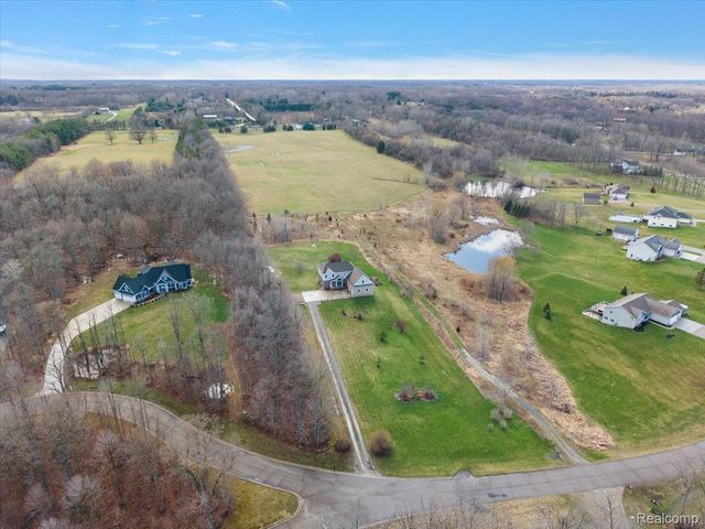 5035 Hidden Ridge Drive, Hadley Township, MI 48455