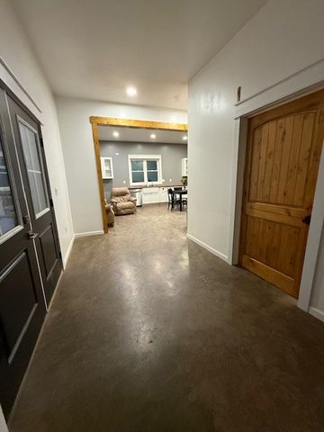 607 Rocky Dr, Dickson, TN 37055