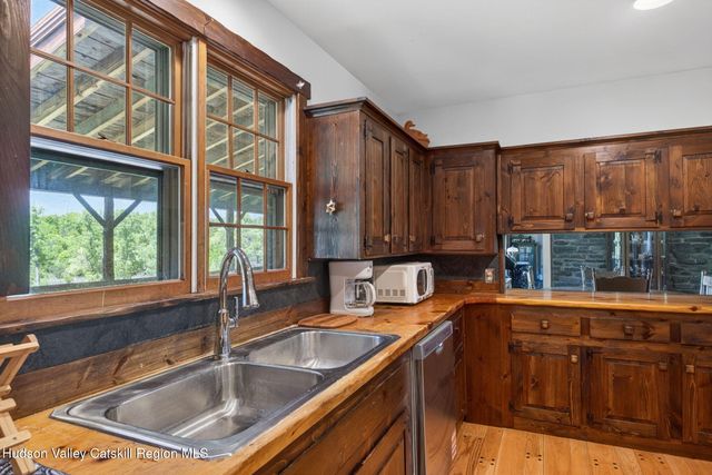 2838 Old Kings Rd, Catskill, NY 12414