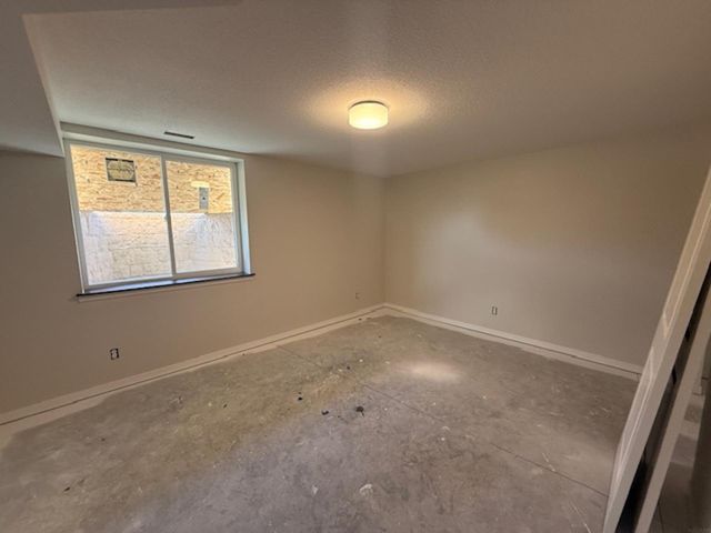 2838 Autumn Woods Drive, Cedar Falls, IA 50613